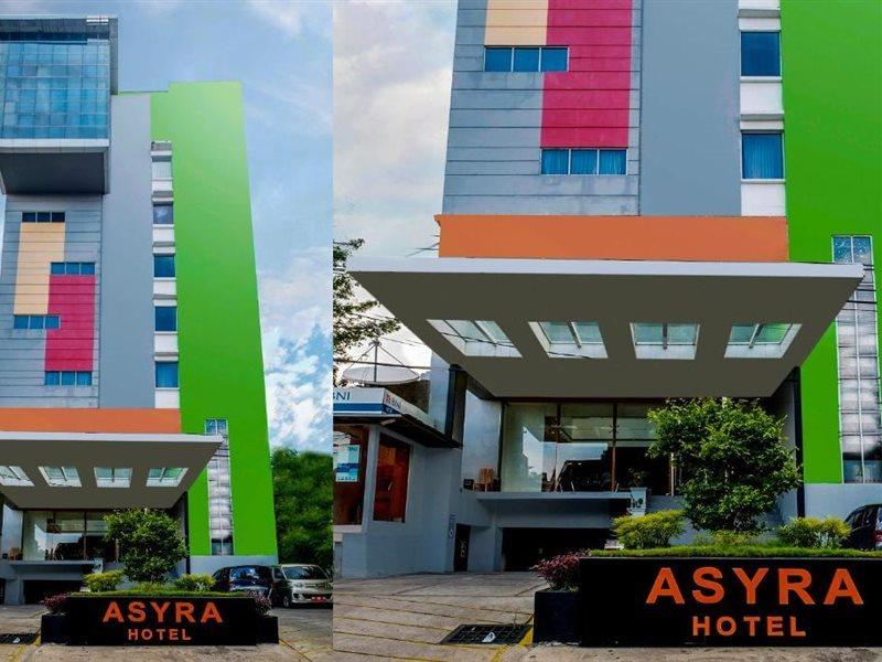 Capital O 472 Hotel Asyra Makassar Exterior foto